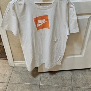 Mens Nike t-shirt